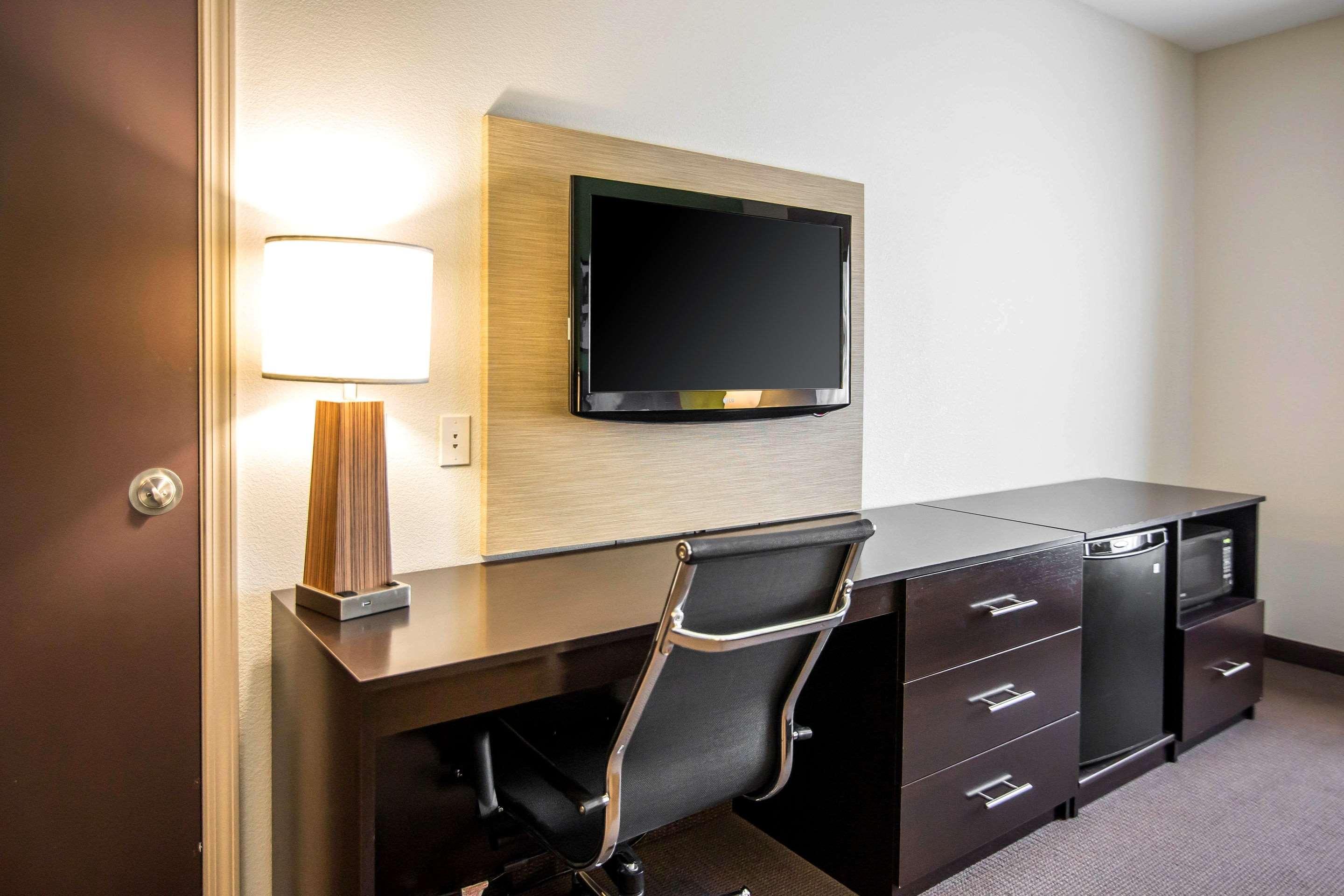 Sleep Inn & Suites Haysville Zewnętrze zdjęcie