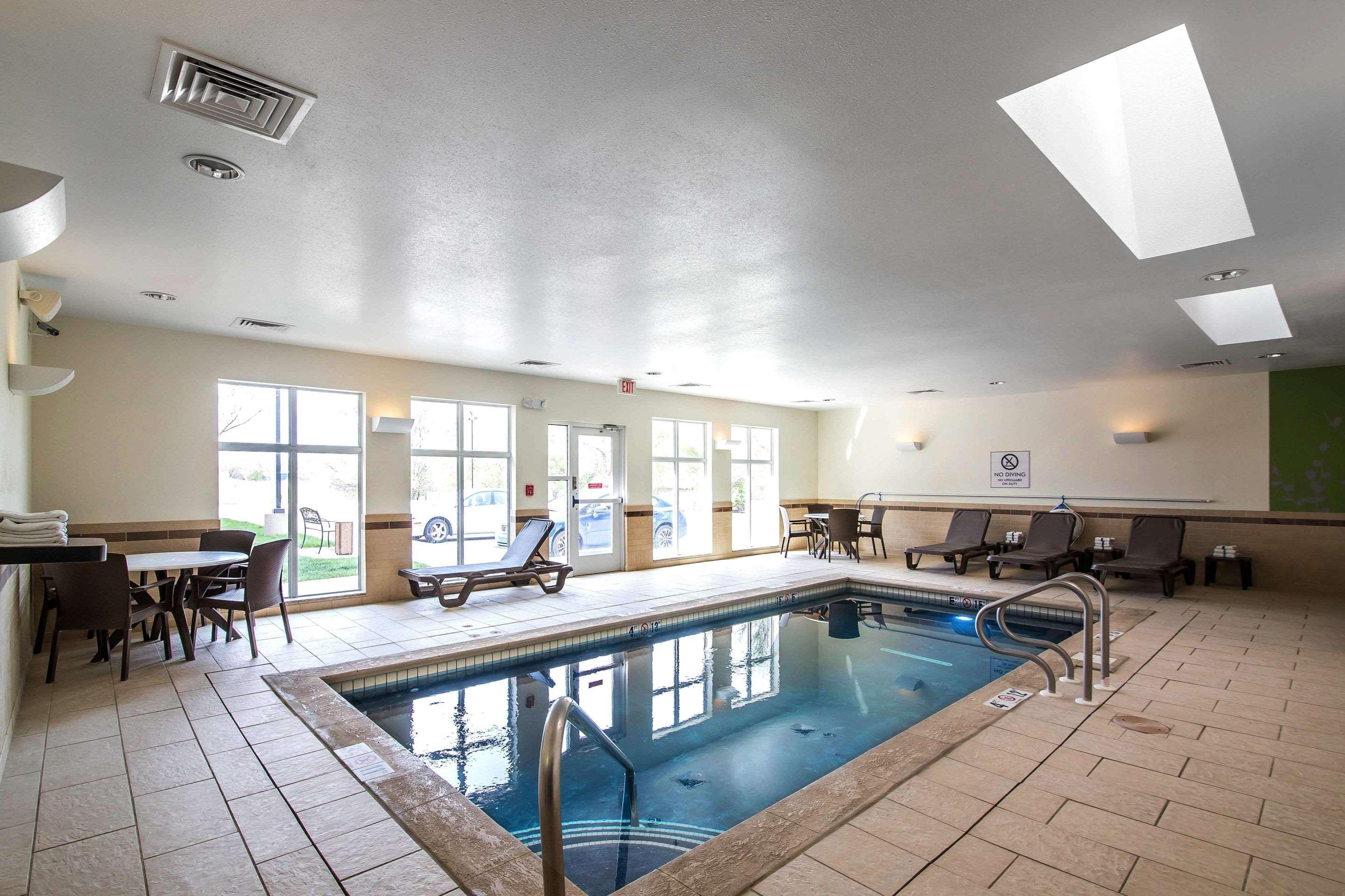 Sleep Inn & Suites Haysville Zewnętrze zdjęcie